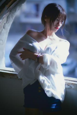 《超级女教师》完整版在线观看？李丽珍《蜜桃成熟时》粤语原唱惊艳！你绝对想不到的3大看点！